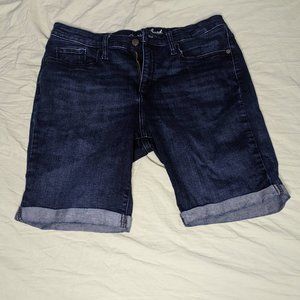 Universal thread Jean shorts,